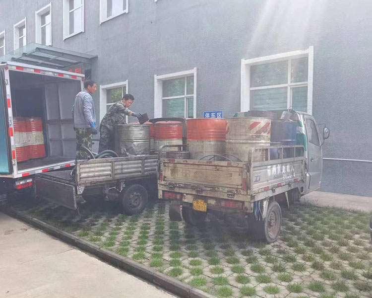 長治嘉鴻總結(jié)，危險廢物該如何處理？